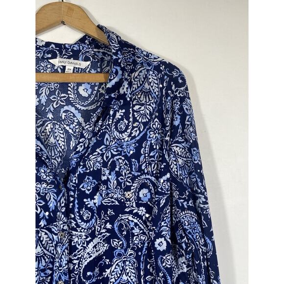 Emily Daniels Top 2X Blue Paisley Slinky Knit Travel Button Up Coastal Mature - Picture 3 of 13